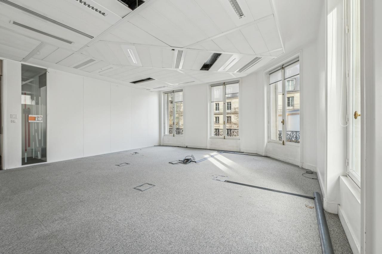 Bureau Paris 466m² Location bureau Paris OLBUR2315994 6